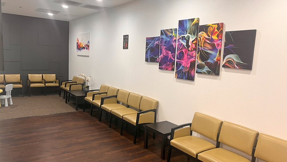 Reception area of Daily Smiles MacArthur Dental and Orthodontics