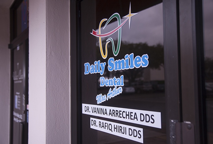 Front door of Daily Smiles MacArthur